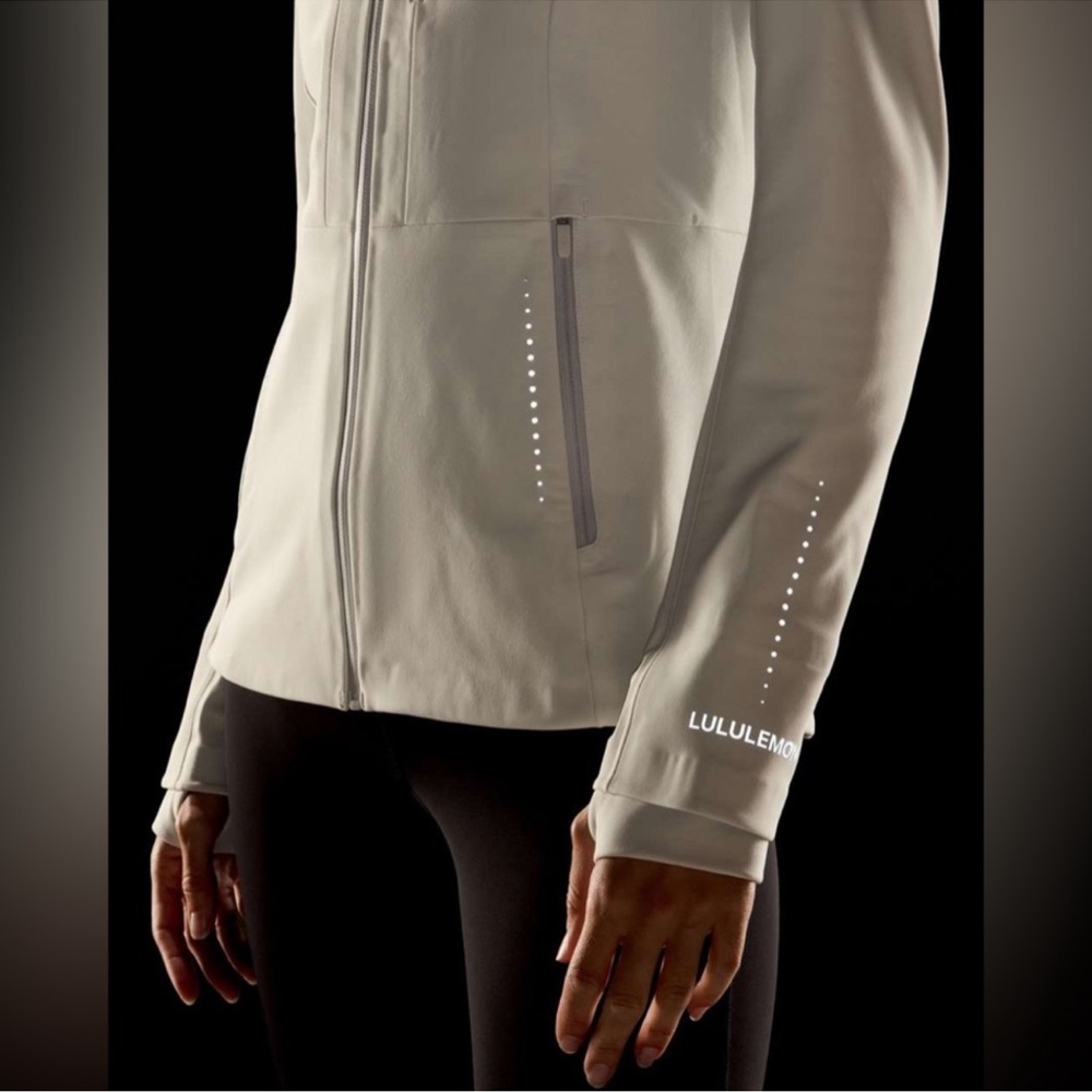 lululemon athletica Cream Hooded Zip Jacket - Picture 8 of 16